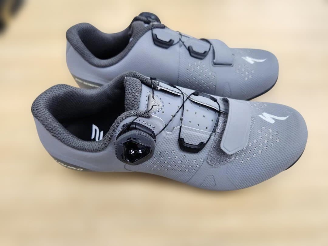 新品　Specialized ロードシューズ TORCH グレイ　37