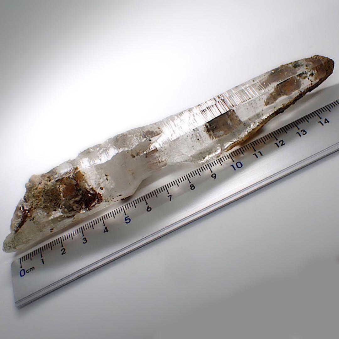 【パキスタン産】テッシンハビットクォーツ