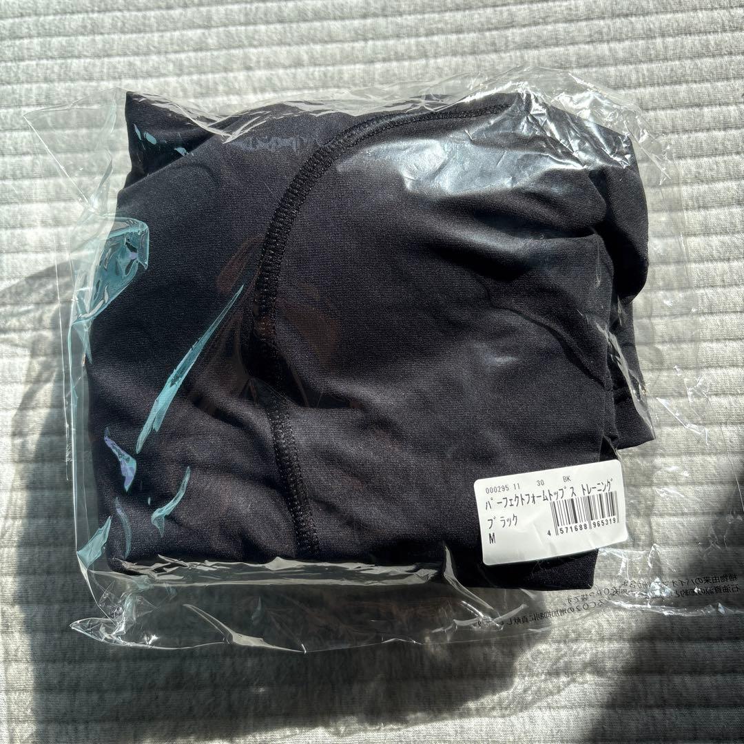 【新品未開封】Rintosull パーフェクトフォームトップスM ソックスセット