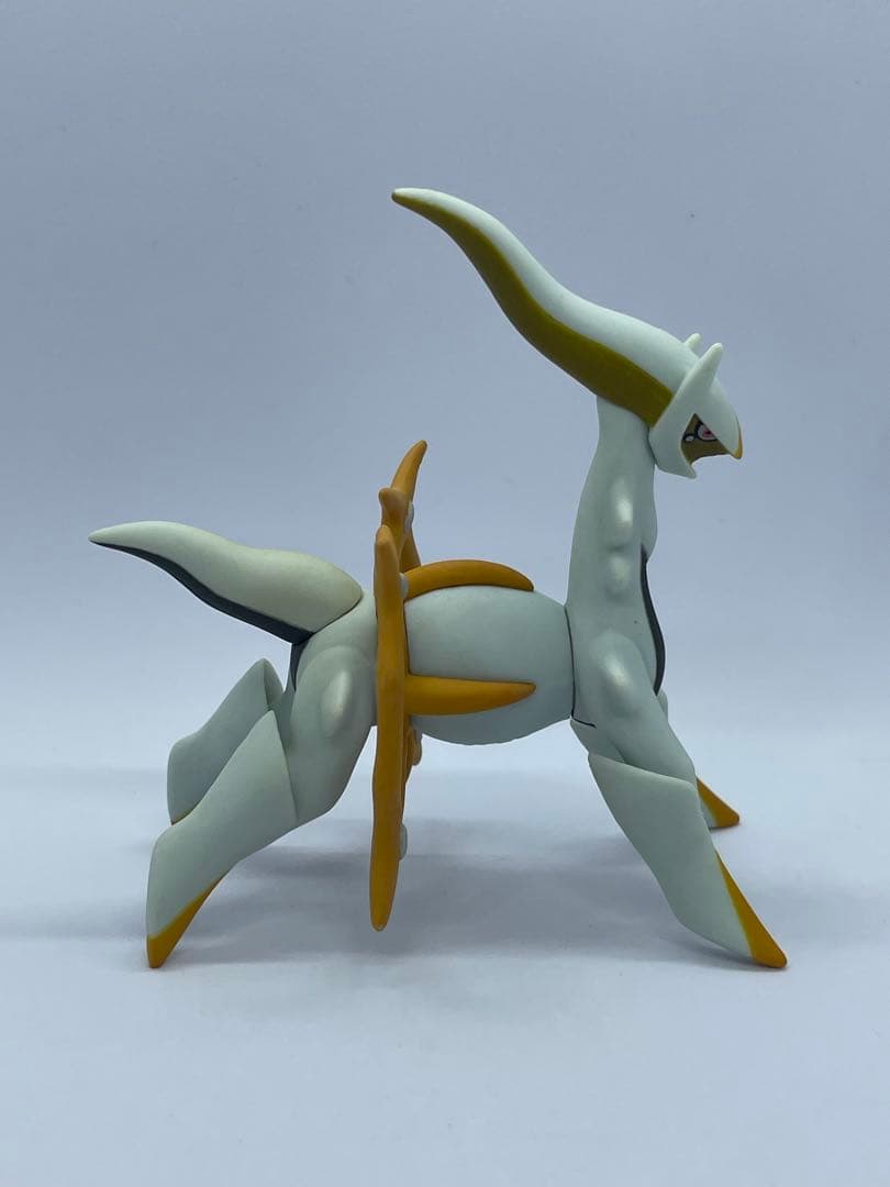 【希少】立体ポケモン図鑑　アルセウス(じめんタイプ)