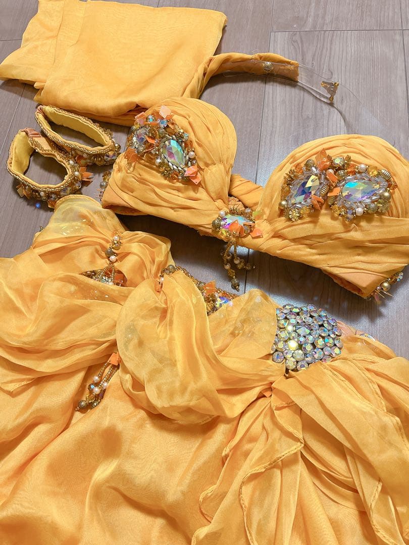 イマンザキ　Eman zaki ベリーダンス衣装　イエローオレンジ