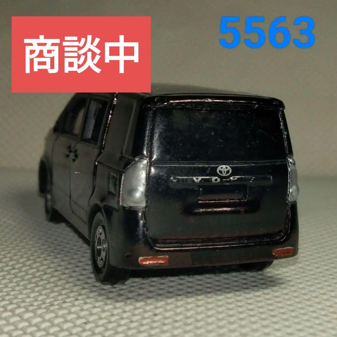 ★商談中★　5563 トミカ 2007年 トヨタヴォクシー 塗装修復等ルース品