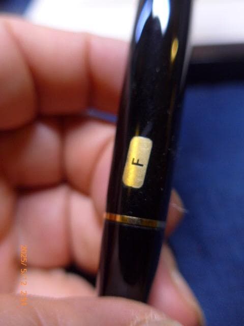 新品未使用のマイスターシュテュック#146 万年筆（F）14K 保証書、ケース付