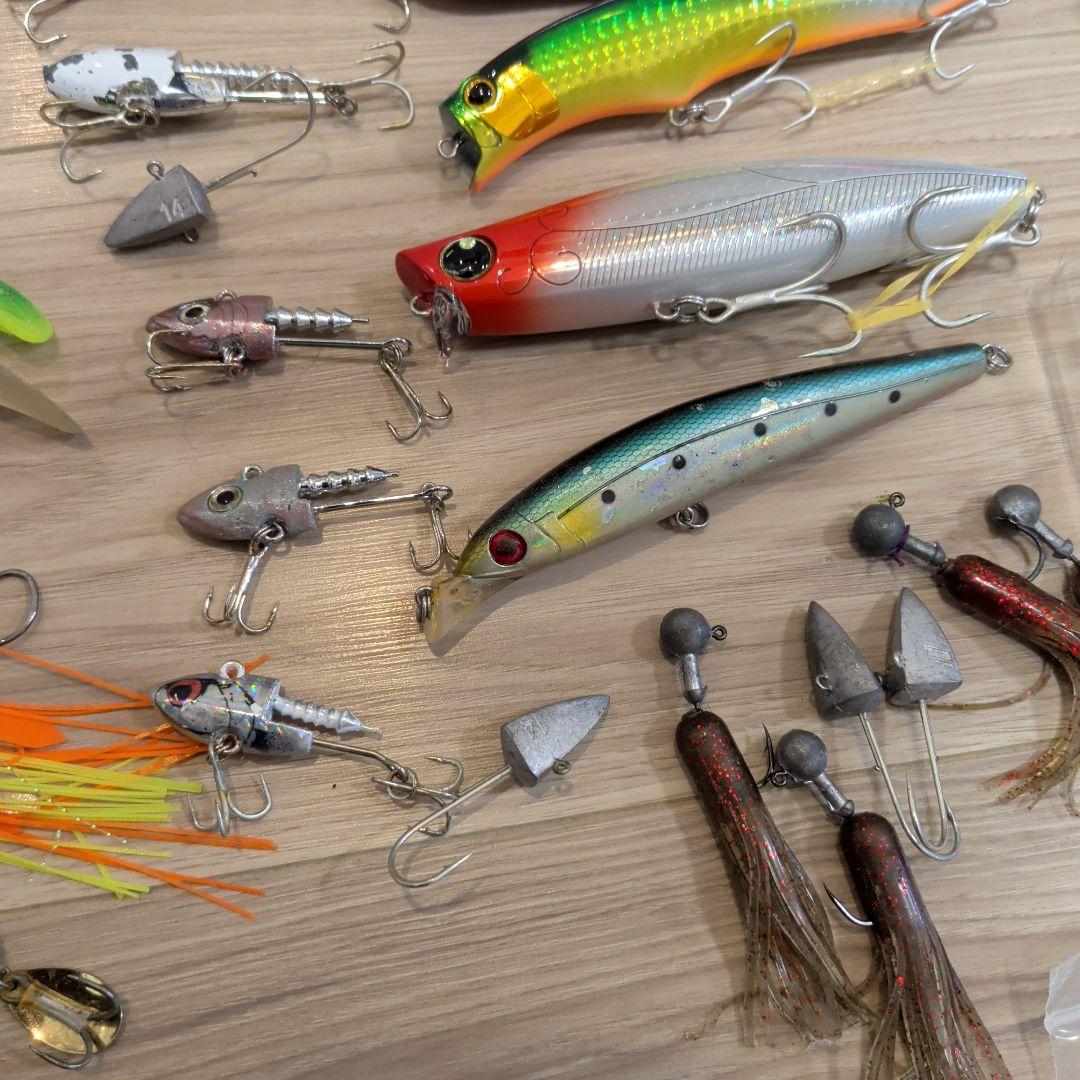 釣り用タックルボックス シーバス用ルアー70個超セット まとめ売り