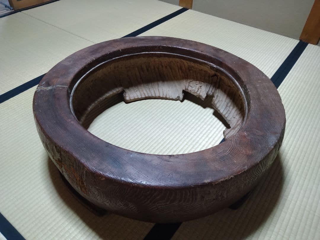 火鉢 杉（おそらく屋久杉）直径約80cm 五徳付き