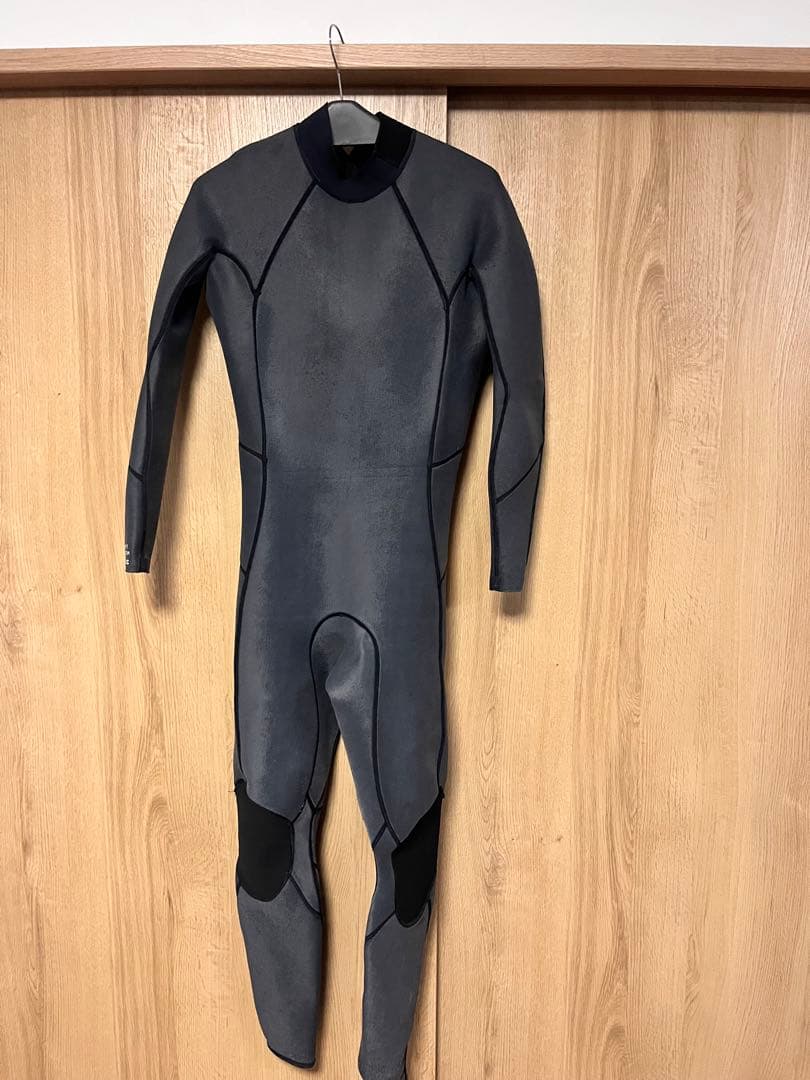 ウェットスーツ 3/2ミリ　フルスーツ