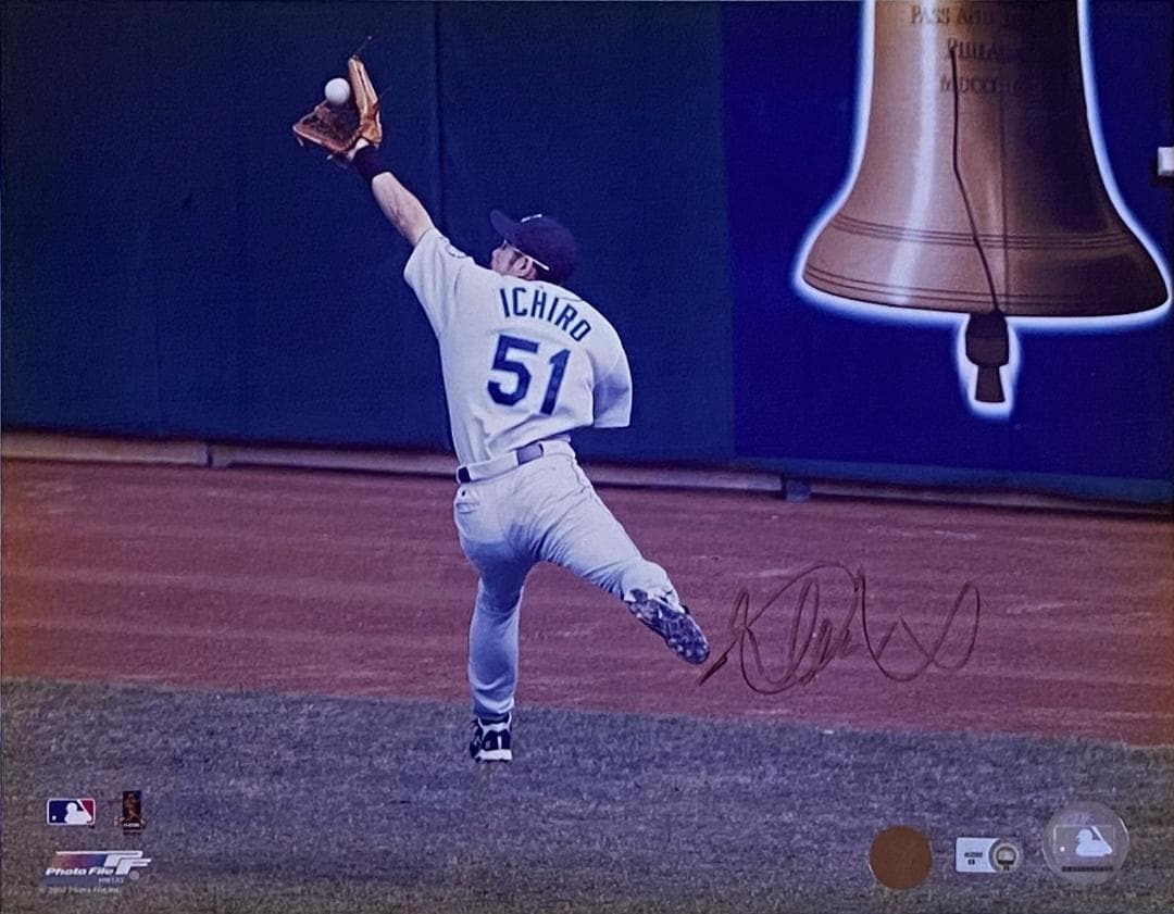 イチロー（マリナーズ）のサイン入り写真（フレーム付）