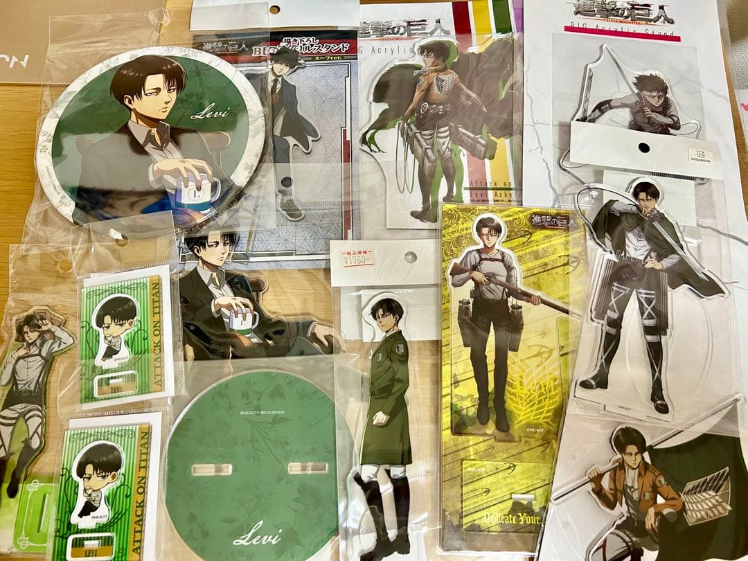 進撃の巨人 リヴァイ グッズ福袋