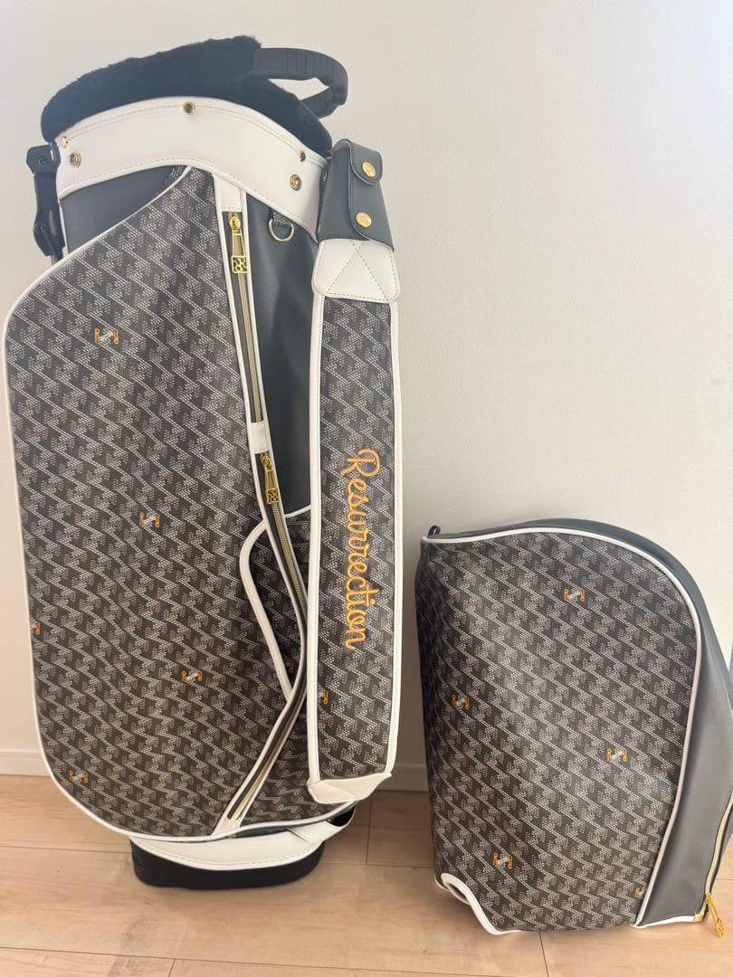 Resurrection 柄キャディバッグ ブラック ホワイト グレー スタンド