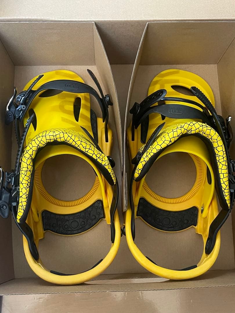 美品　フラックス FLUX PR スノーボード ビンディング Sサイズ 送料込み