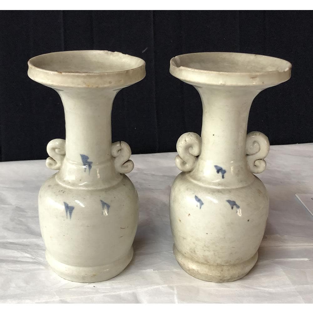 w148 古伊万里 染付 仏花器 一対 尊式花入 仏具 花入