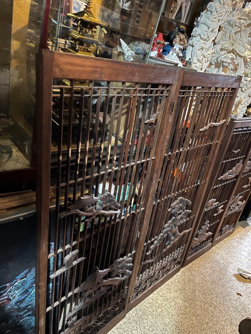 木製の彫刻障子、珍品障子、美しい障子、松の木や船、和室、衝立、風炉先 山水障子