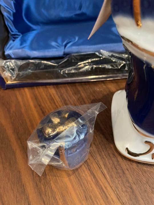 サントリー　ブランデーエクストラ　クリスマス陶器ボトル　古酒未開封