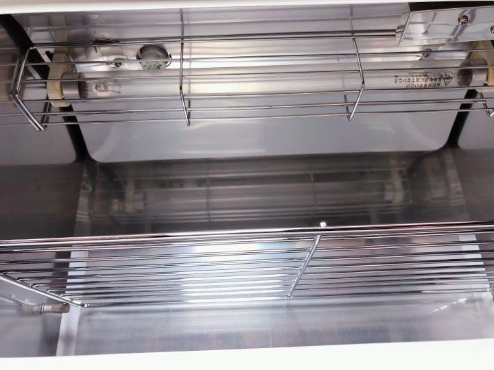 ヤスター　ステリライザー殺菌紫外線 保管庫 消毒器。