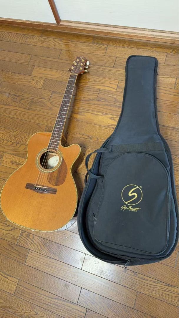 ブラウン アコースティックギター カッタウェイOM-15CE