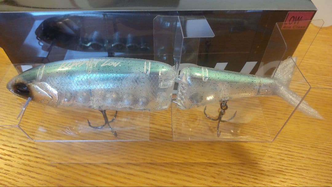 ●KLASH9 Low Crystal Flash ルアー