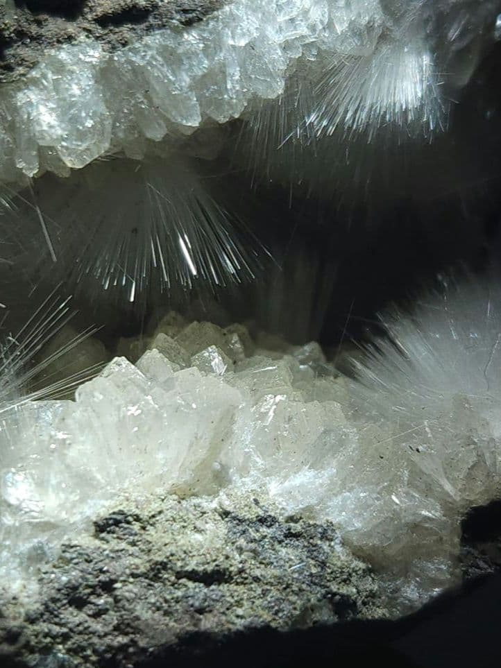 高品質✨メソライト 母岩付き結晶原石