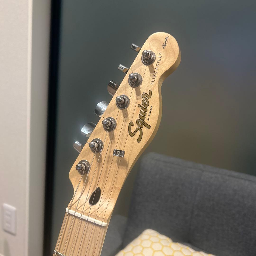 ギター squier affinity telecaster White