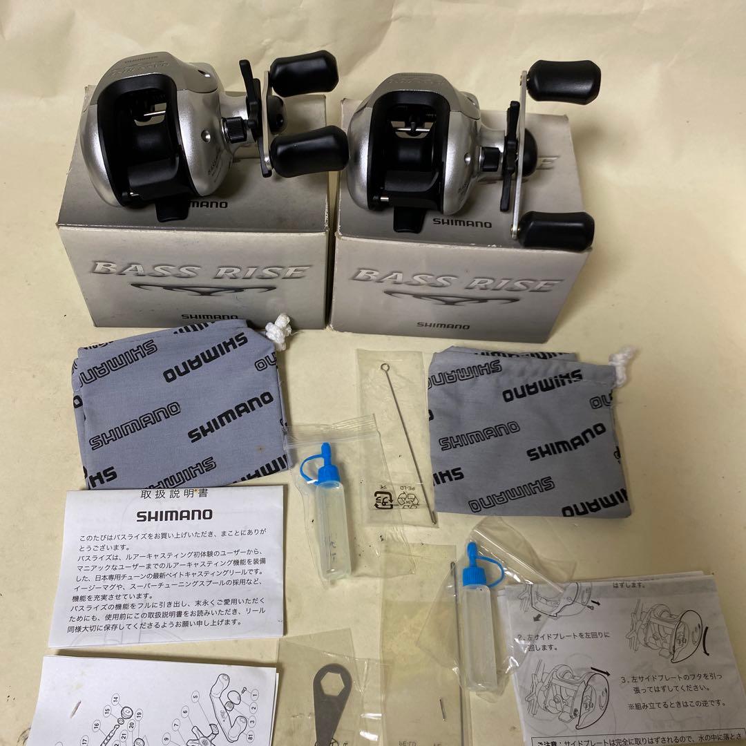 未使用品　SHIMANO BASS RISE バスライズ2点ベイトリール#411