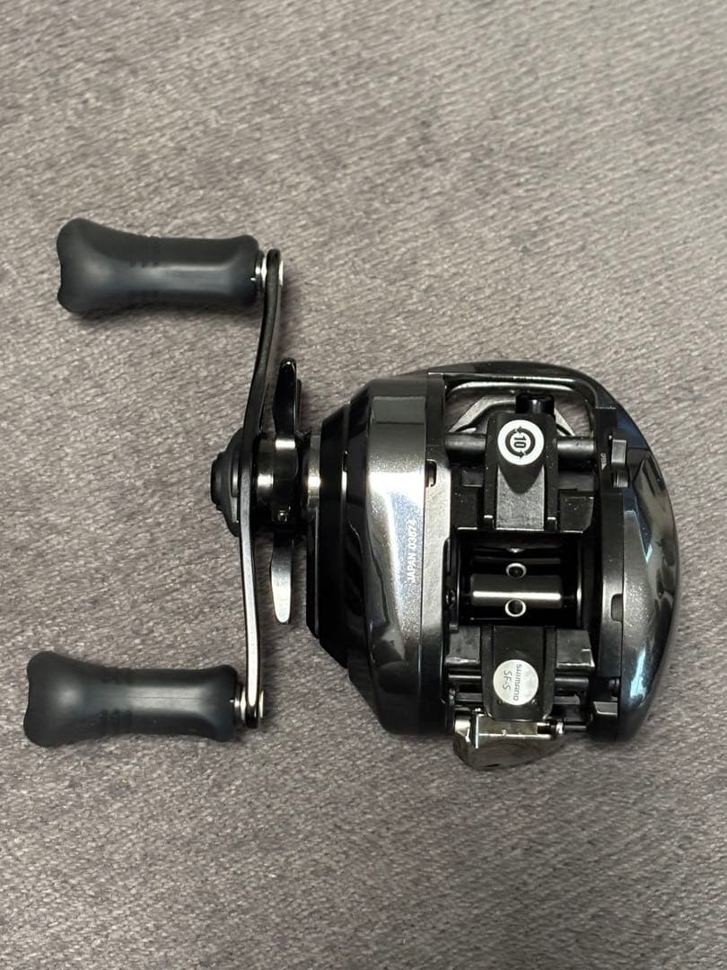 極上美品　18 アンタレスDCMD　シマノ