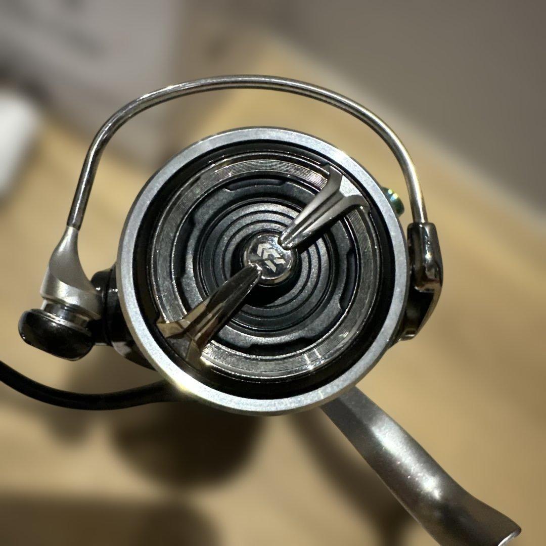 Daiwa 18CALDIA LT3000-CXH リール　ダイワ　カルディア