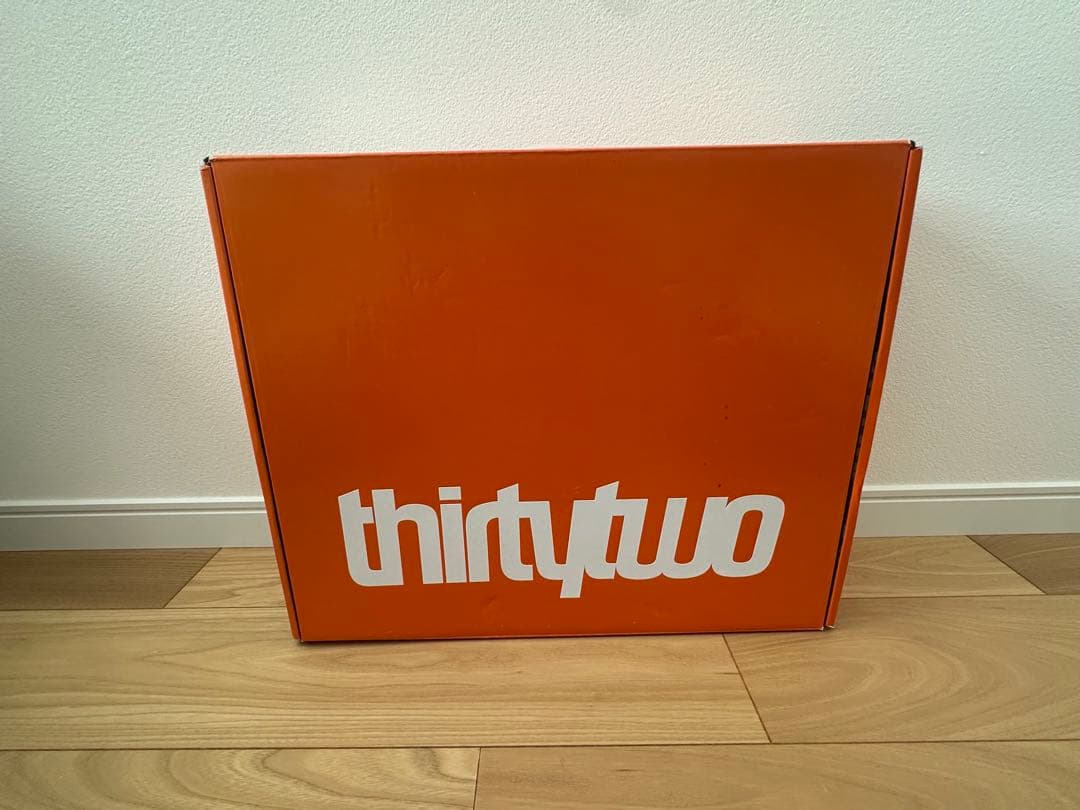 thirtytwo スノーボードブーツ ベージュ/ブラック