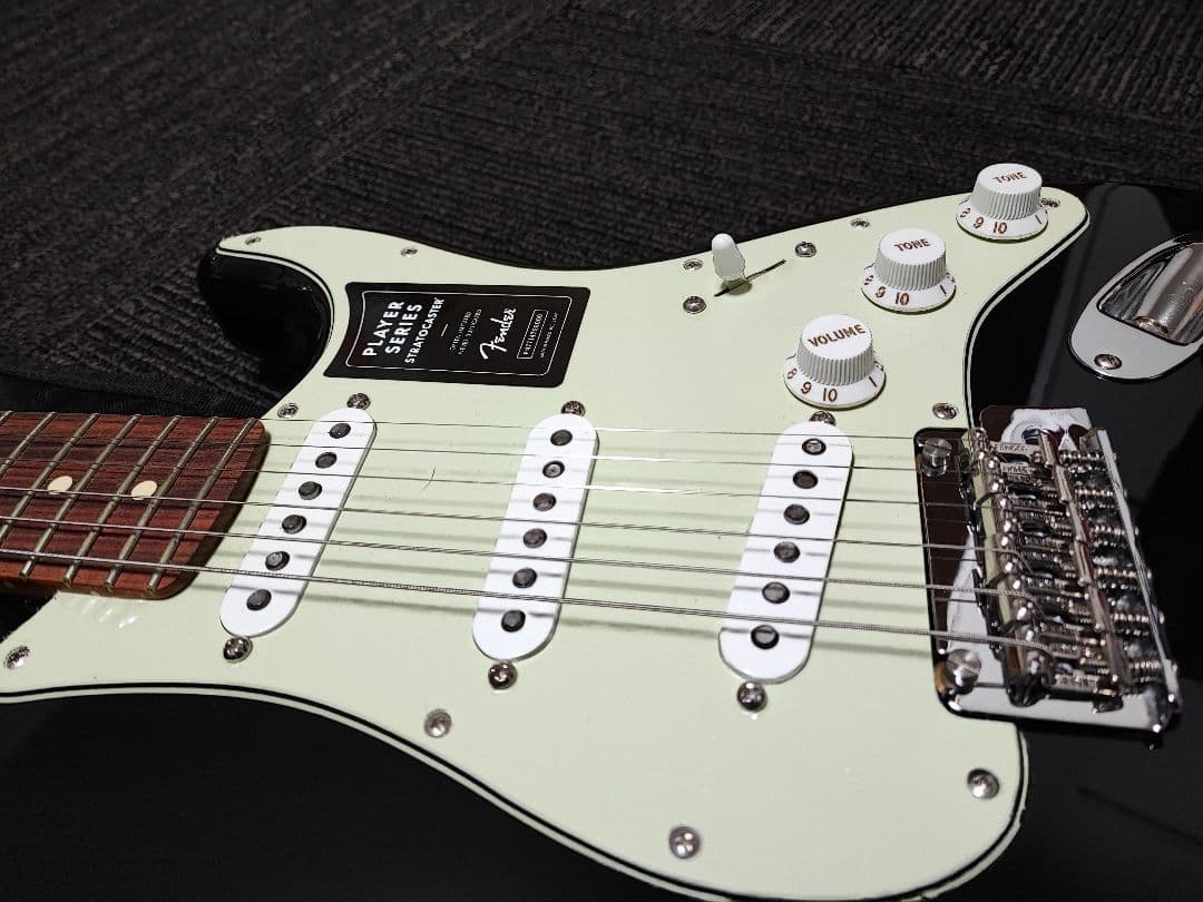 ギター Fender Player Stratocaster Ltd Edition