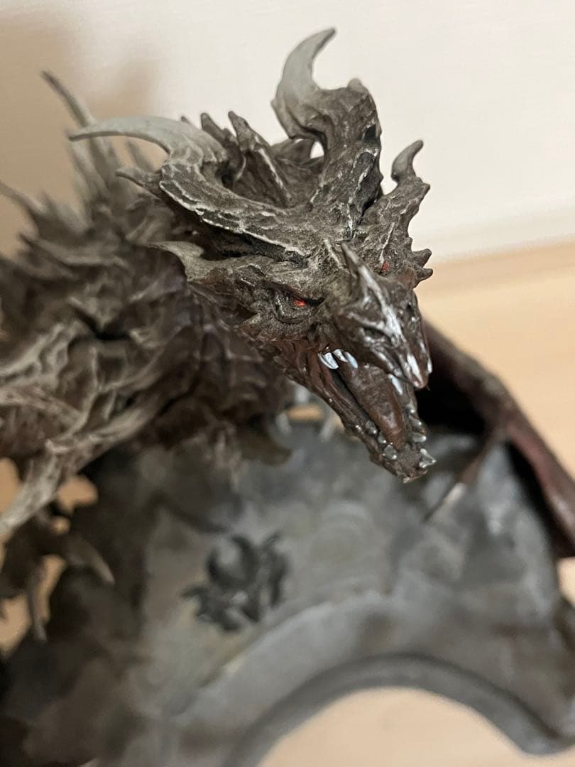 箱なし　アルドゥイン フィギュア　スカイリム　Skyrim