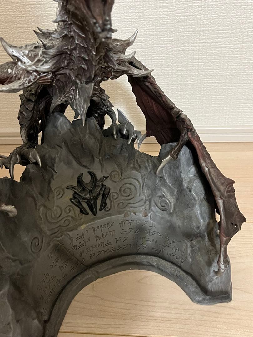 箱なし　アルドゥイン フィギュア　スカイリム　Skyrim