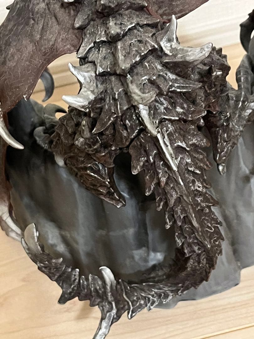 箱なし　アルドゥイン フィギュア　スカイリム　Skyrim