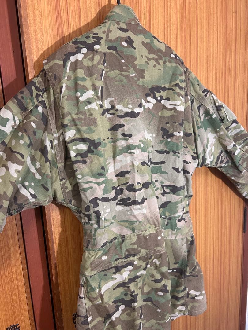 アメリカ軍　メタアラミド繊維採用　高性能迷彩戦闘服 ACU