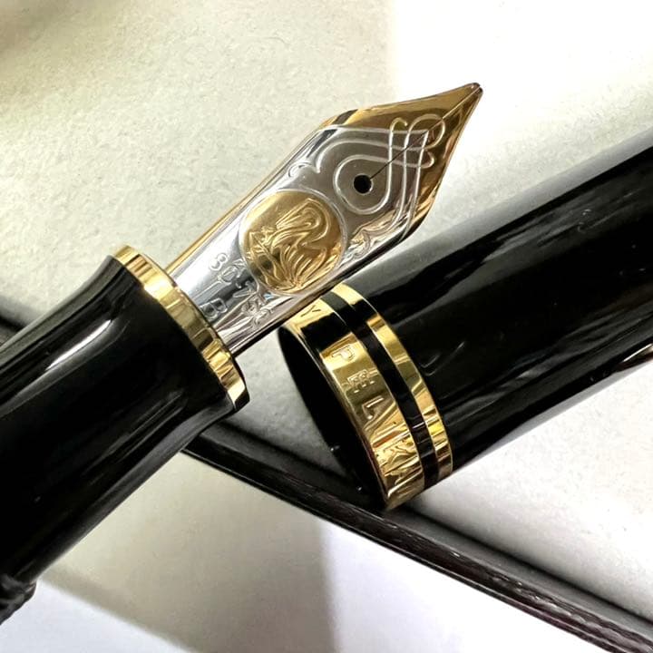 Pelican ペリカン スーベレーン M800 ブラック 万年筆 B