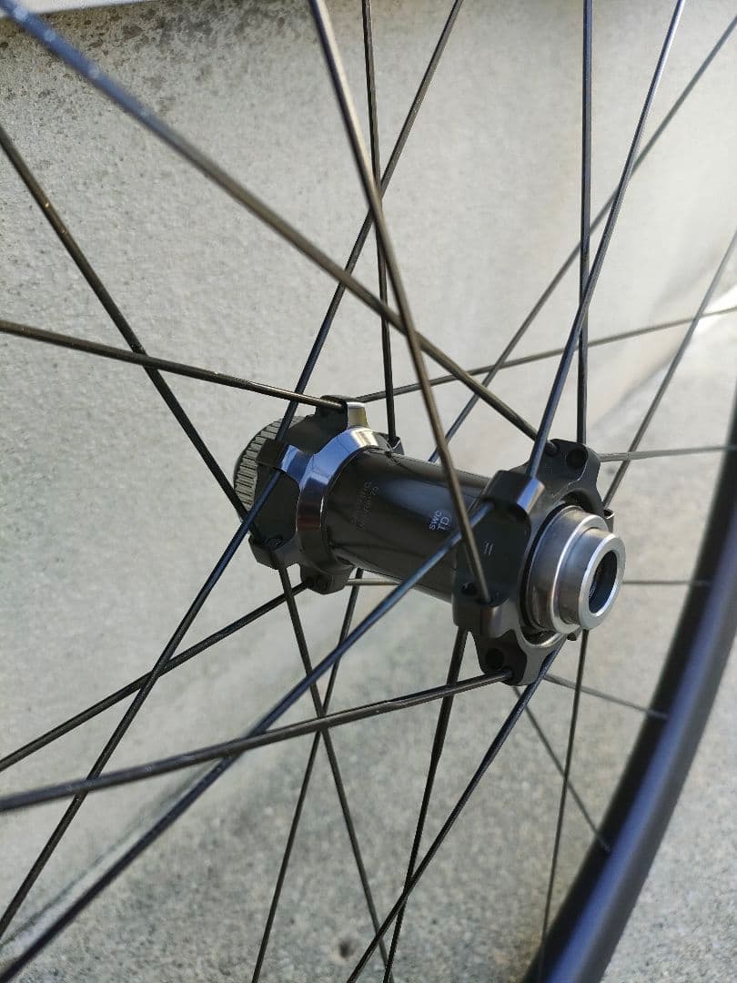 ULTEGRA WH-R8170-C36-TL DISC カーボンホイール