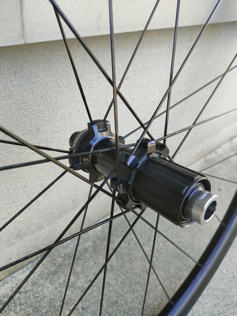 ULTEGRA WH-R8170-C36-TL DISC カーボンホイール
