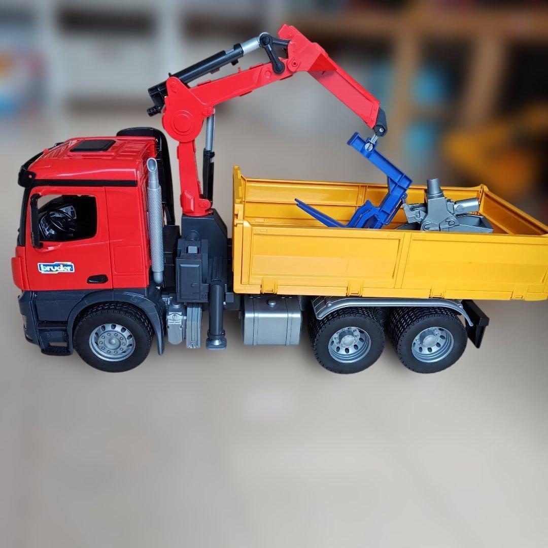 bruder(ブルーダー) クレーン作業トラック
