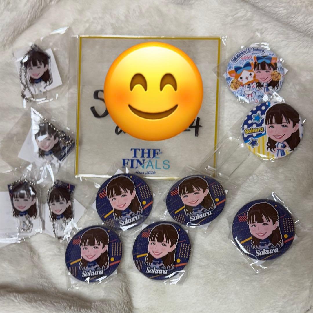 diana Sakura アクリルサイン色紙　缶バッジ　アクキー　セット