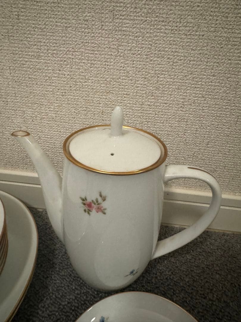 大倉陶園　食器セット　小花　マルチカラー