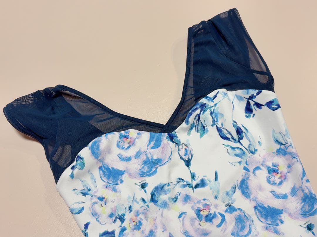 スティナ stina レオタード M