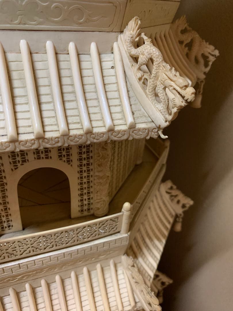 五重塔　中国美術　骨董品　美術品　龍　縁起物　置物　古美術