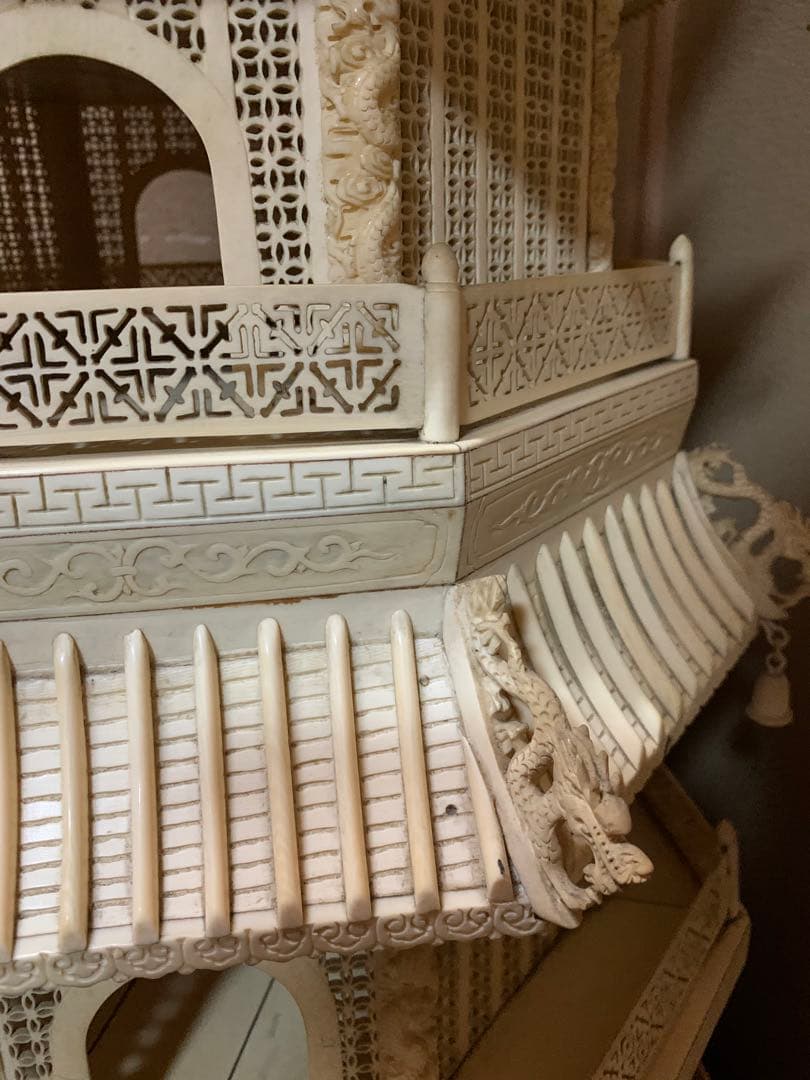 五重塔　中国美術　骨董品　美術品　龍　縁起物　置物　古美術