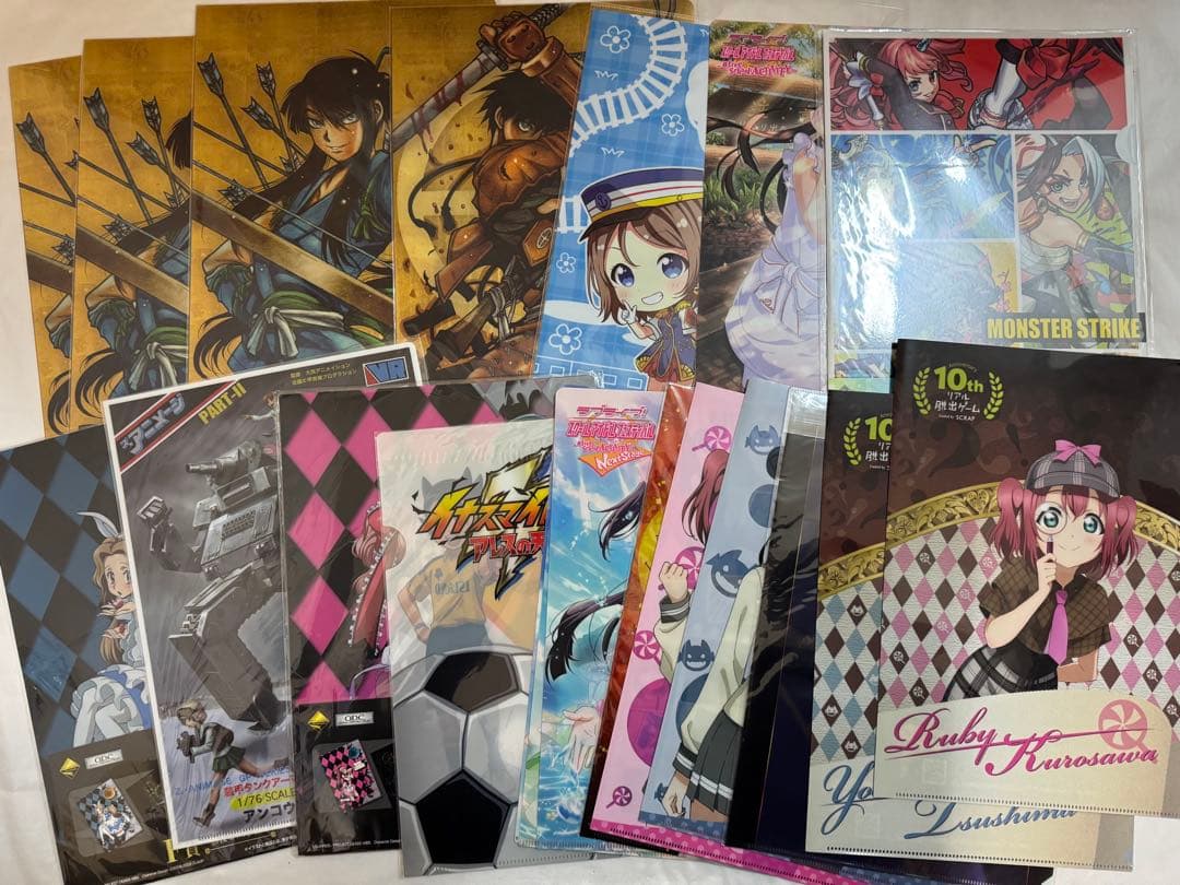 アニメ、ゲーム系　クリアファイル　３００枚以上まとめ売り　ラブライブ　ゴジラ