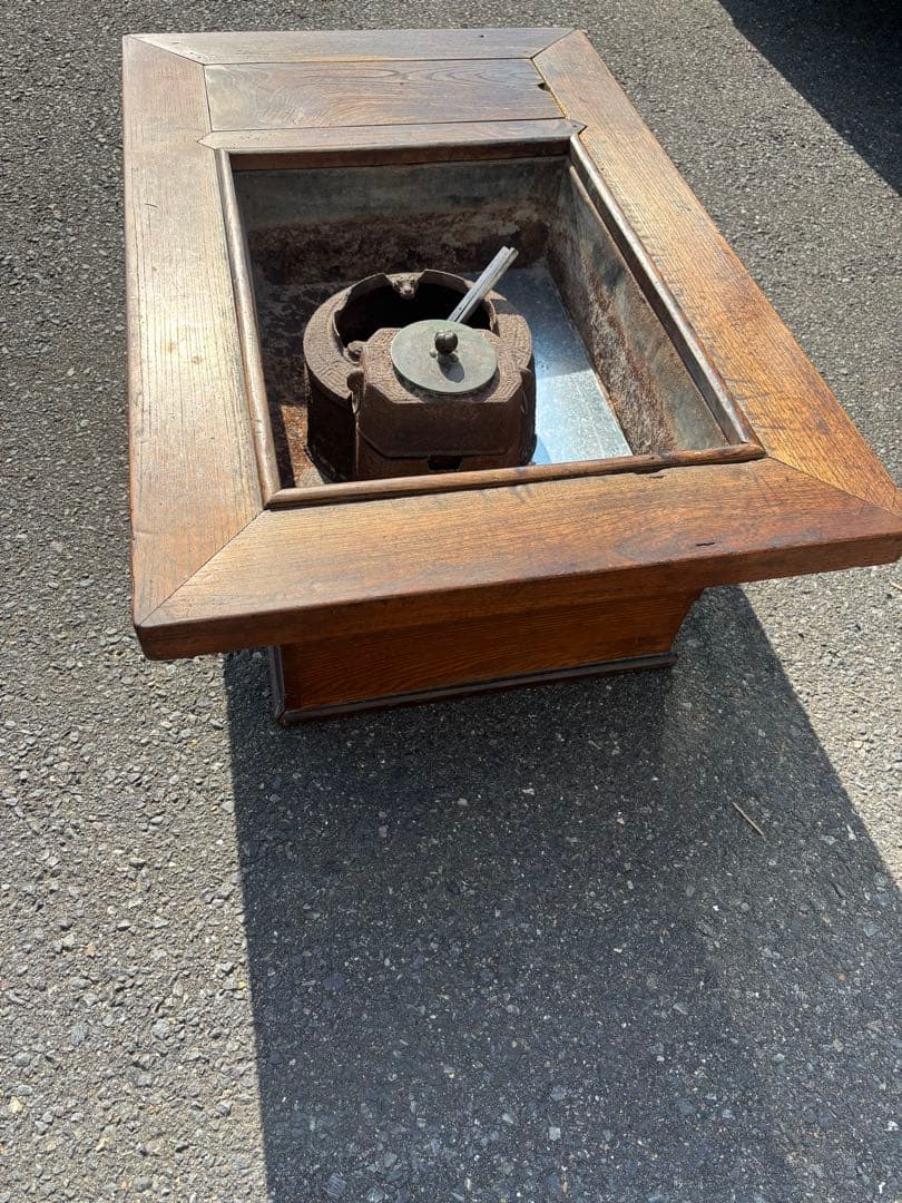 長火鉢　龍文堂酒燗器付　銅蓋　火箸付　囲炉裏座卓 引出し付き　灰付　当時物