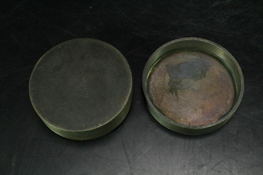 中国美術 文昌閣 在銘 刻文字 円形 蓋物(K-YC396)