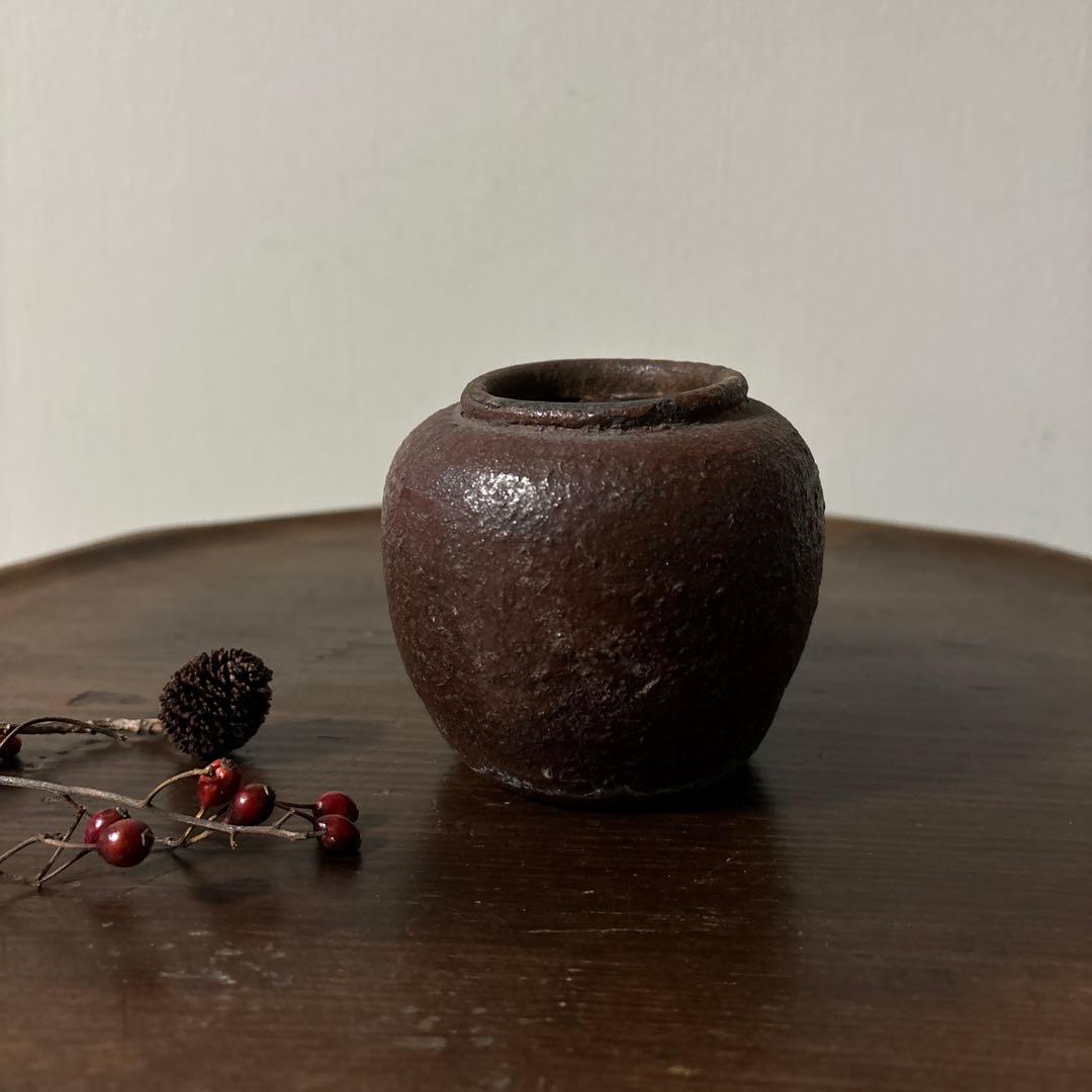 古備前小壷　江戸中期頃　お歯黒壺　古越前　常滑　花器　花入　古美術　骨董　李朝