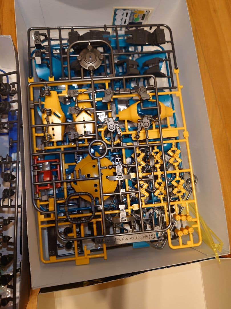 ガンプラパーツ多数セット ジャンク（写真内の商品）追加したので値上げします。