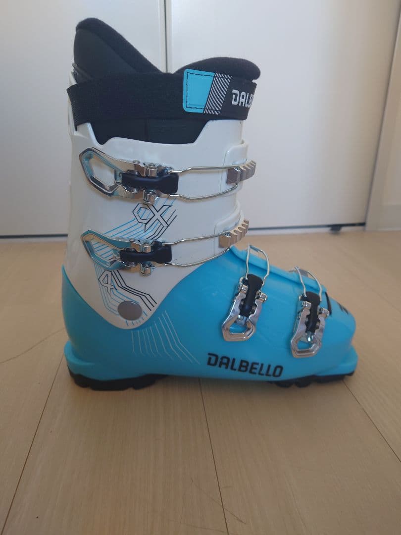 DALBELLO ジュニア用（サイズ25.5）