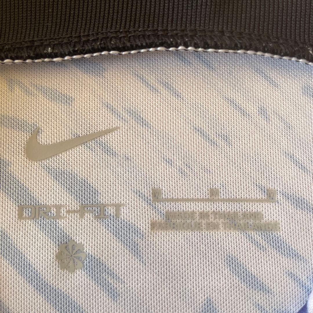 NIKE リバプール2022-23 プレマッチユニホーム　白&紫　サイズM