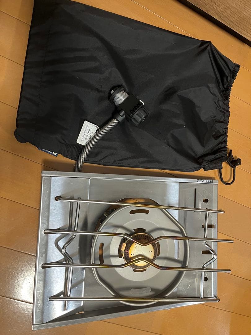 【キャンプ引退品】Colemanのキャンプテント、スノーピークの調理器具など