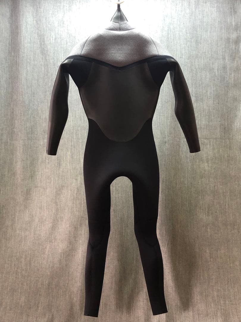 ウエットスーツ　新品未使用