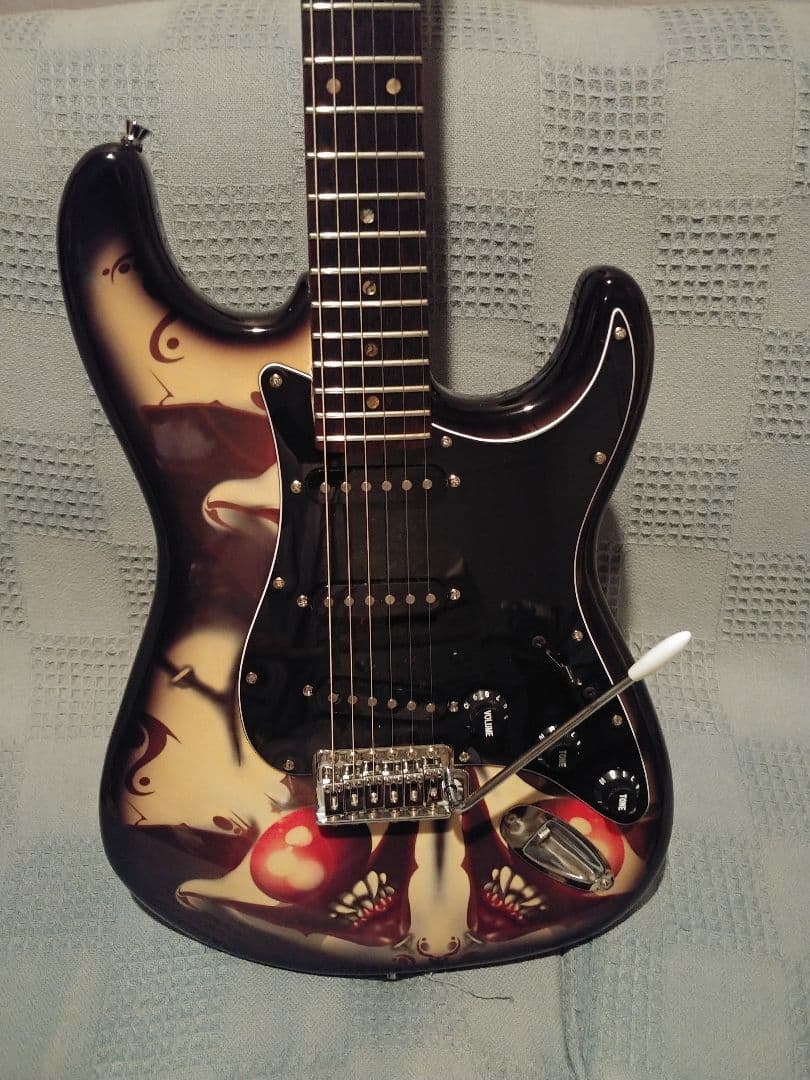 IMP Imperial エレキギター ピエロデザイン　ストラトキャスタータイプ